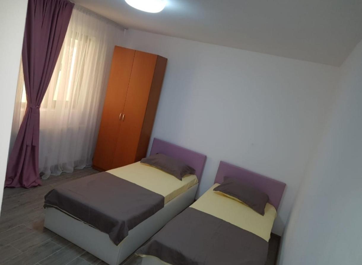 ホテル Casa Iulia Bucuresti エクステリア 写真